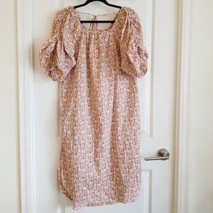 NWOT Pink Ditsy Floral Puff Sleeve Drop Shoulder Dress